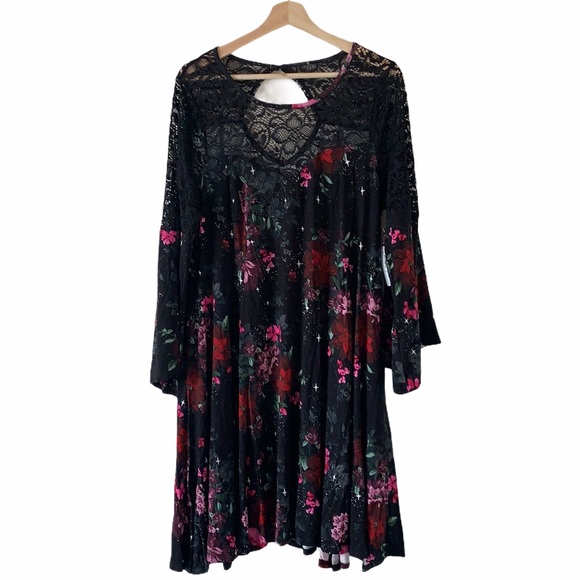 💔SOLD💔 LAST ONE! Torrid soft black floral dress 14/16 NWT - Picture 5 of 7